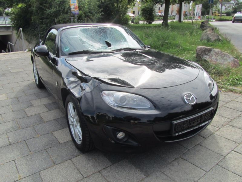 Left hand drive MAZDA MX 5 1.8 Center-Line